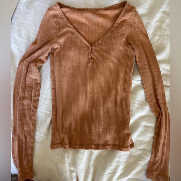 American Eagle Light Rust Fine Ribbed Lightweight Airy Long Sleeve Top - Picture 1 of 5